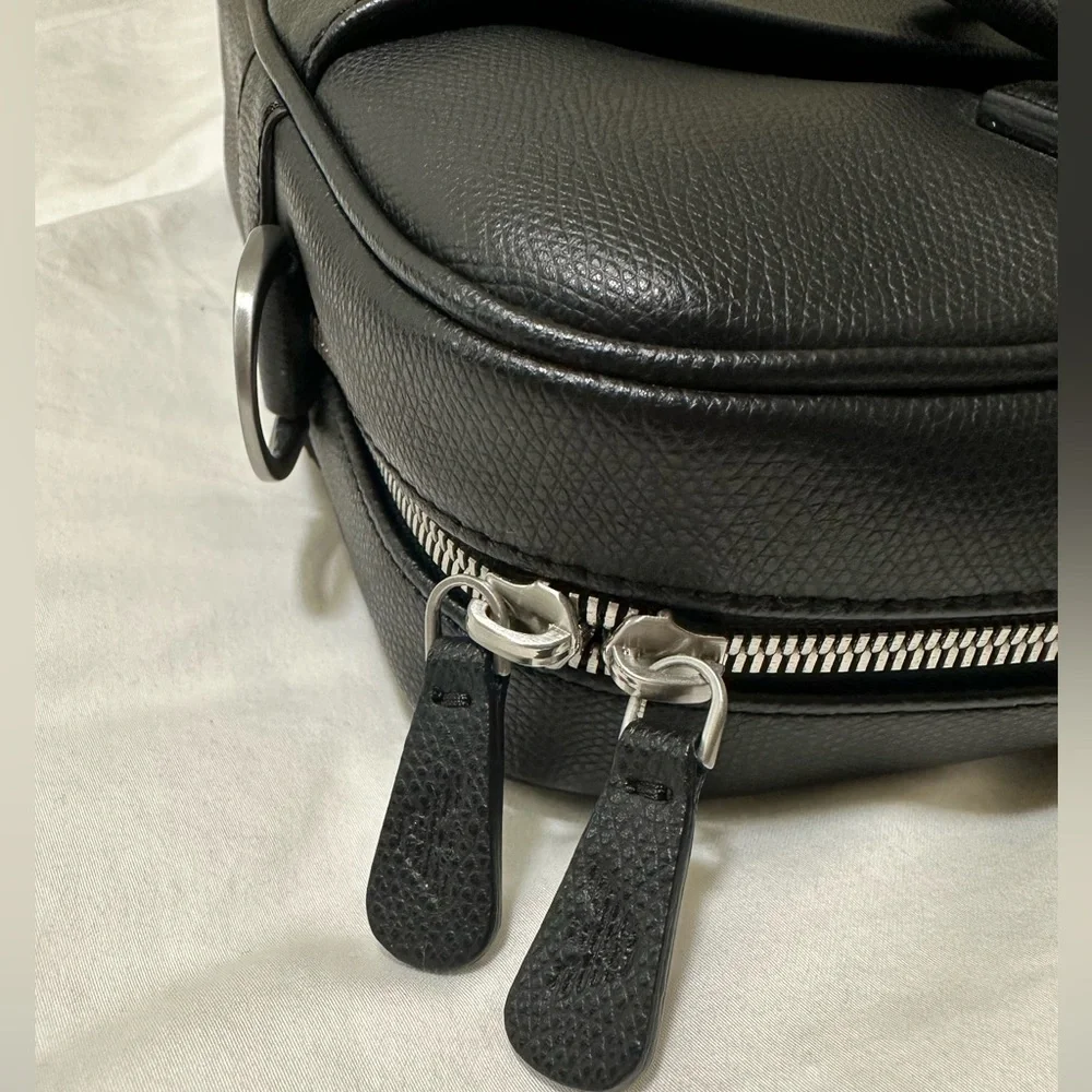 NWT authentic Emporio Armani Black Saffiano leather Briefcase W/ shoulder strap